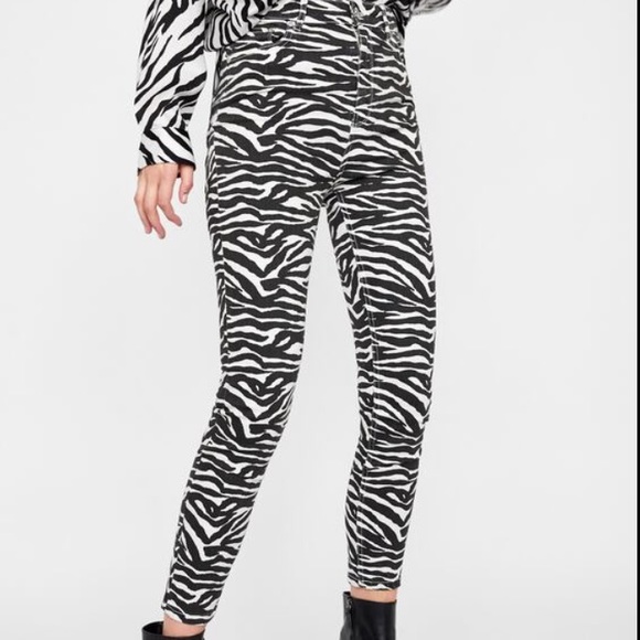 Zara Black/White Zebra Print High-Rise Skinny Jeans Size 2 - Picture 1 of 7